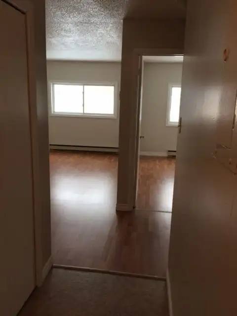 1 Bedroom Uptown! Free Rent! Available Dec 1, 2025 in Long Term Rentals in Fredericton - Image 7