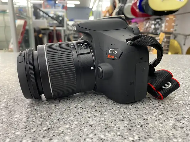 Canon Rebel T7 DSLR Camera with 18-55mm 1:3.5-5.6 Lens in Cameras & Camcorders in City of Toronto - Image 5