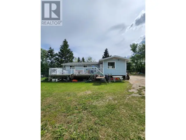 12208 OAK AVENUE Fort St. John, British Columbia in Houses for Sale in Fort St. John - Image 3