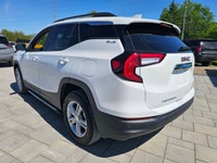 Command the road and secure incredible value with this low-mileage 2024 GMC TERRAIN SLE AWD, clockin... (image 6)
