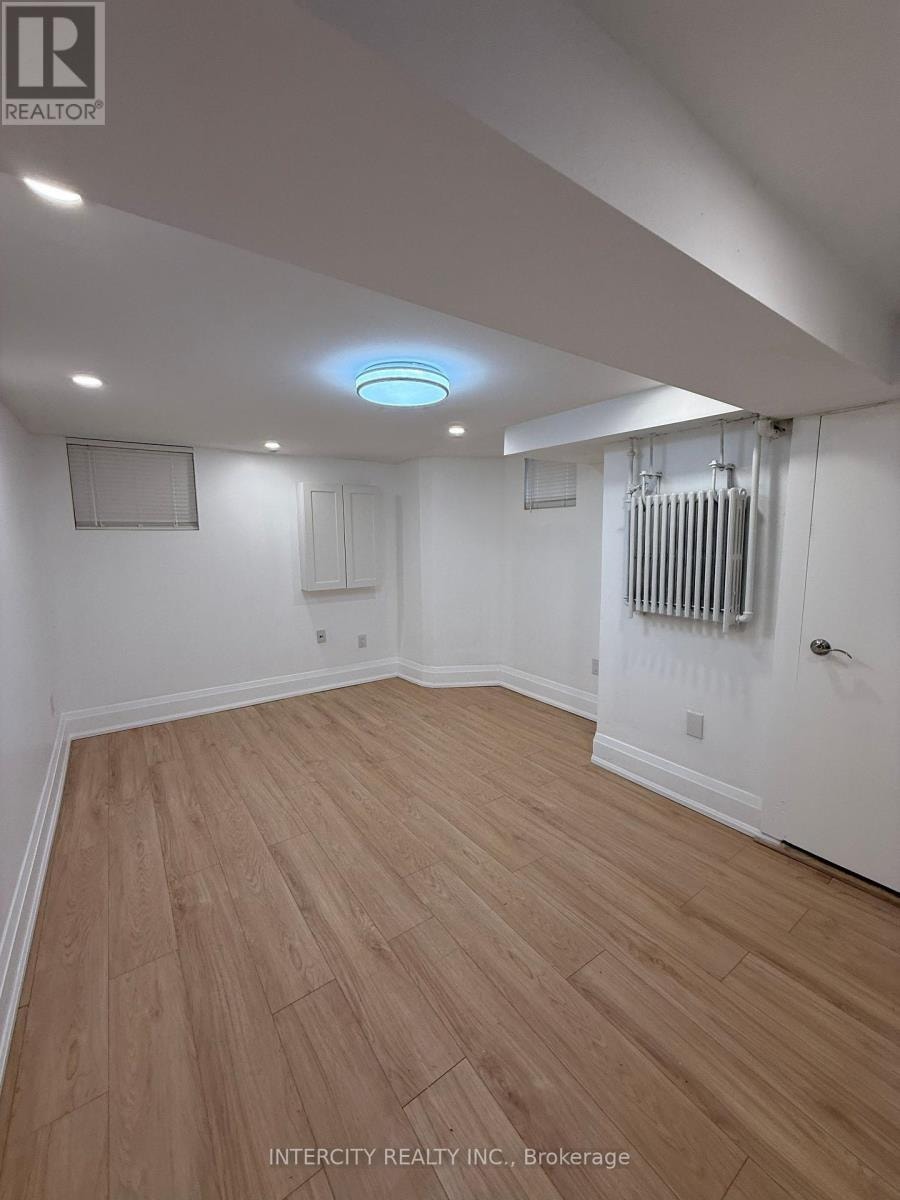 BASEMENT - 380 CLINTON STREET Toronto (Annex), Ontario 4