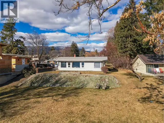 1879 Jennens Road West Kelowna, British Columbia in Houses for Sale in Penticton - Image 4