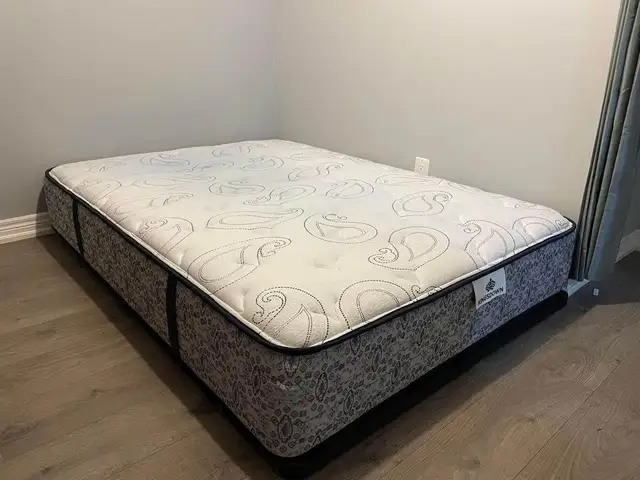 King Mattress Spring Same Day Mattress Service new mattress in Beds & Mattresses in Oshawa / Durham Region - Image 4