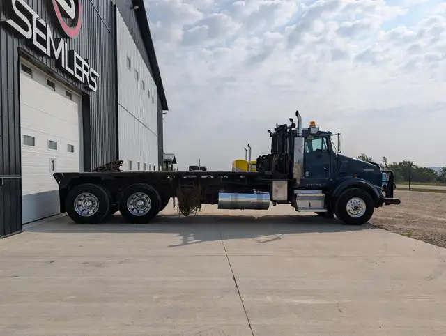 2004 KENWORTH T800 in Heavy Trucks in Kamloops - Image 7