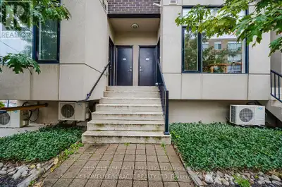 Modern One Bedroom Condominium In Boutique East Village Leslieville. Walk To Leslieville Shops, Libr...