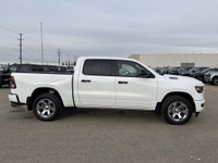 AMVIC Licensed Dealer * Sports Appearance Pkg * Level 1 Equipment * Class IV hitch receiver * Passiv... (image 8)