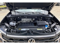 COME SEE WHY ''NOBODY BEATS A DEAL FROM PEEL!'' Your Source for ALL make and models used cars and tr... (image 8)