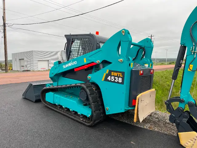 Sunward SWTL4538 Skid Steer in Heavy Equipment in Cape Breton - Image 3