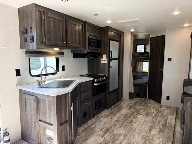 2020 Highland Ridge OPEN RANGE 26 BHS in Travel Trailers & Campers in St. Albert - Image 8