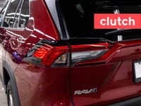 NO ACCIDENTS / CLEAN CARFAX / 1 OWNER / Power Tailgate/Hatch, Front Heated Seats, Rear Climate Vents... (image 9)