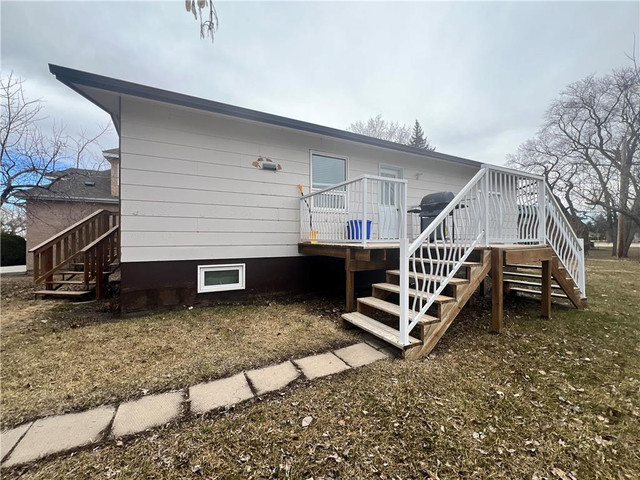 246 3rd Street Reston, Manitoba in Houses for Sale in Brandon - Image 2