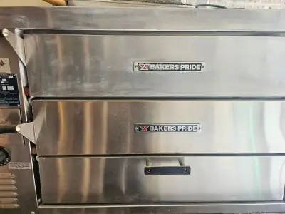 Bakers Pride model GP61 Pizza Oven, View more