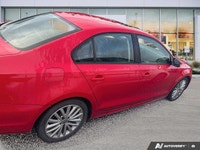 IIHS Top Safety Pick. Only 136,424 Miles! This Volkswagen Jetta Sedan delivers a Gas I5 2.5L/151 eng... (image 5)