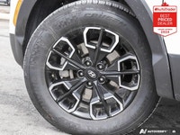 Recent Arrival! White 2024 Hyundai Santa Cruz Preferred AWD Shiftronic 2.5L I4 APPLE CAR PLAY, HEATE... (image 8)