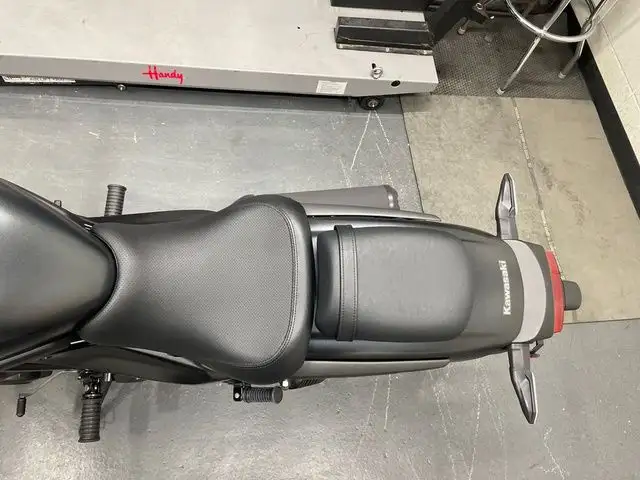 2025 Kawasaki Eliminator 500 SE in Street, Cruisers & Choppers in Calgary - Image 17