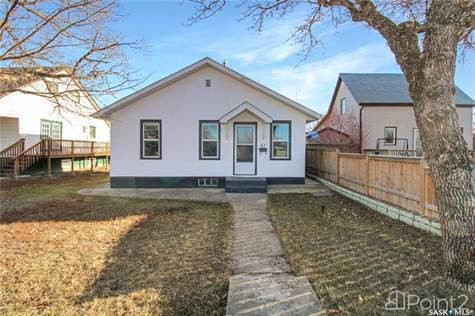 67 Central AVENUE S in Houses for Sale in Swift Current