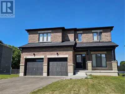 Spacious and functional five-bedroom, four-bathroom home in Simcoe’s desirable Big Sky community. Th...