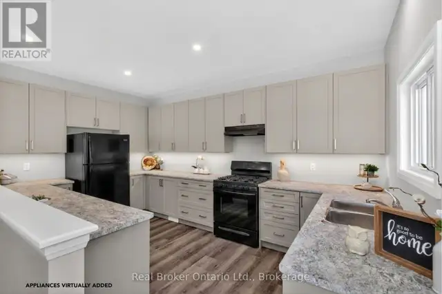 90 14 CONCESSION E Tiny, Ontario in Houses for Sale in Muskoka - Image 16