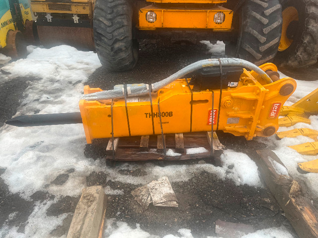 Terran Brand New  Unused Rock Hammer to Fit Any 13 to15 ton Exc in Heavy Equipment in Markham / York Region