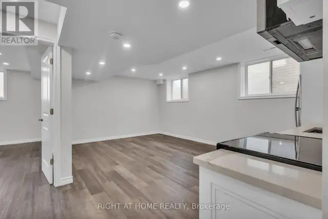 321 CARRIAGE WAY Waterloo, Ontario in Houses for Sale in Kitchener / Waterloo - Image 38
