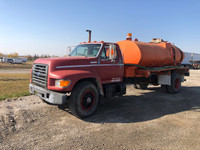 1995 Ford F800 Single Axle Water Truck