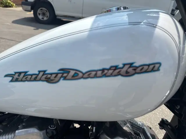 2005 Harley-Davidson Sportster ~ SPORSTER 883 ~ CANADIAN ~ V&H E in Street, Cruisers & Choppers in City of Toronto - Image 31