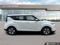 The advertised vehicle price is based on a promotional finance offer. Customers who purchase the veh... (image 5)