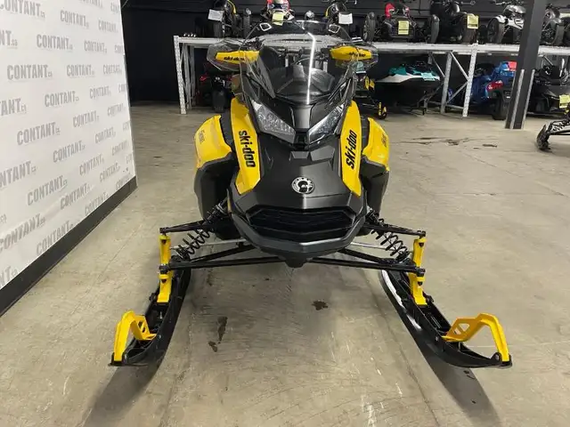 2023 Ski-Doo Renegade Adrenaline 900 Turbo in Snowmobiles in West Island - Image 4