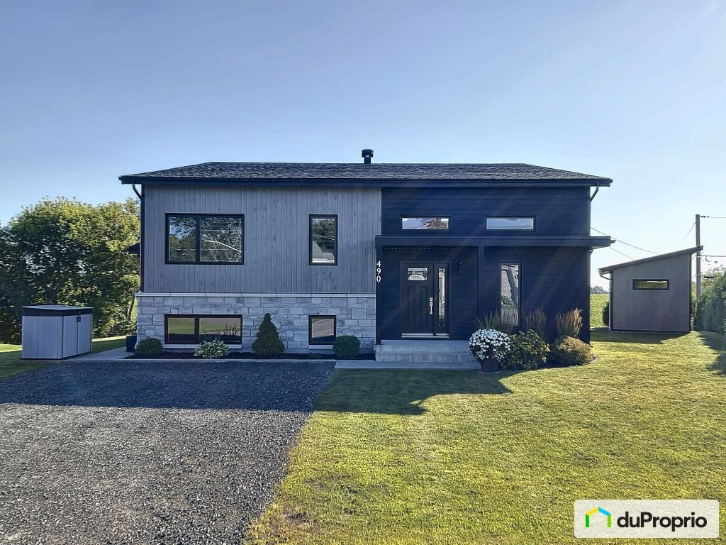 $579,500 - Bungalow for sale in Ste-Ursule — photo 3