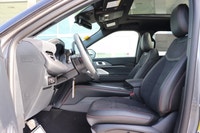 Check out this vehicle's pictures, features, options and specs, and let us know if you have any ques... (image 5)