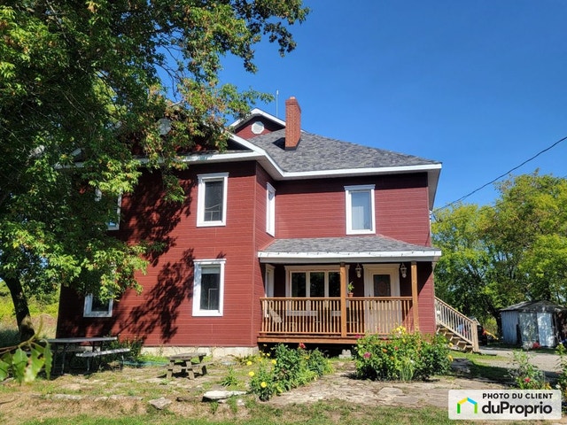 $589,000 - Country home for sale in Hemmingford — photo 1