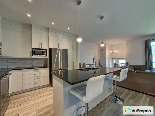 $775,000 - 2 Storey for sale in St-Jean-sur-Richelieu (St-Luc) in Houses for Sale in Saint-Jean-sur-Richelieu - Image 6