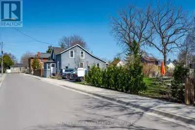 Exceptional Duplex in a prime downtown location, just steps from downtown, nestled near the stunning...
