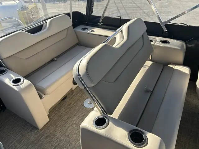 2018 Princecraft QUORUM 25RL in Powerboats & Motorboats in Québec City - Image 15