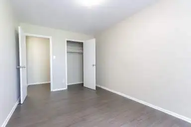 ALL INCLUSIVE - The Tuscan Apt 2BR Apt-Modern Upgrades - Balcony in Long Term Rentals in Kitchener / Waterloo - Image 11