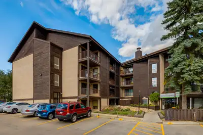 Amenities: Heat & Water Included • Spacious Rooms • Great Location Suite & Building: One-bedroom, tw...