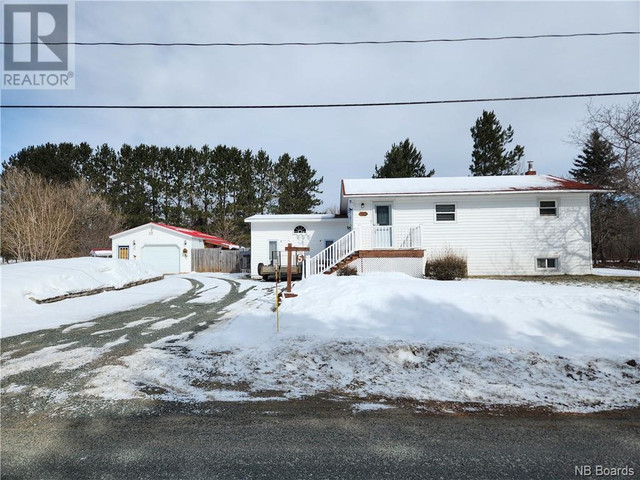 5 Bertin Street Sainte-Anne, New Brunswick in Houses for Sale in Bathurst - Image 2