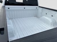 Welcome to Capital GMC! This 2026 GMC Sierra 1500 in Summit White is equipped with 4WD and Turbochar... (image 9)