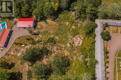 Estate residential building lot right in town on King St. W. adjacent to Colonial Motel. Very rare f...
