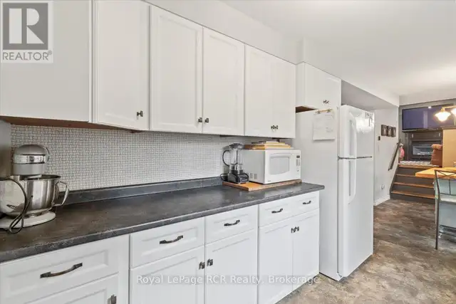 161 6TH STREET Hanover, Ontario in Houses for Sale in Owen Sound - Image 10