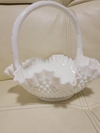 Fenton Hobnail Bowl With Ruffled Edge. Brand New Vintage. Never