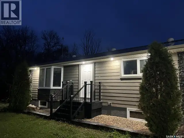 Kozmech Acreage Wallace Rm No. 243, Saskatchewan in Houses for Sale in Regina - Image 11