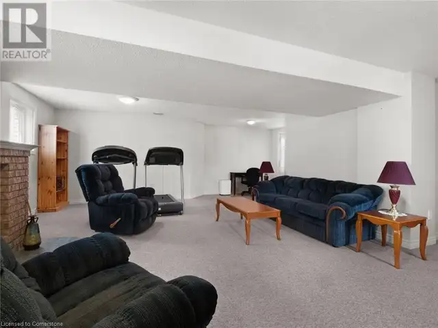 7721 PARKVIEW Crescent Niagara Falls, Ontario in Houses for Sale in St. Catharines - Image 23