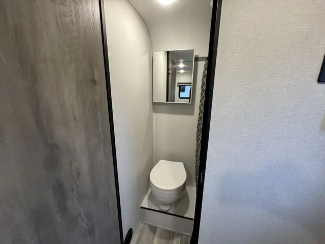 2027 ,Sun Lite,Sunset Park RV 15MB in Travel Trailers & Campers in Kamloops - Image 17