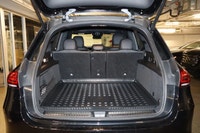 This Mercedes-Benz AMG GLE 63 has a dependable Twin Turbo Gas/Electric V-8 4.0 L/243 engine powering... (image 8)