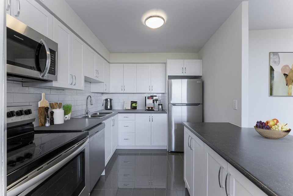 2 Bedroom Apartment for Rent - 317-337 Home Street 4