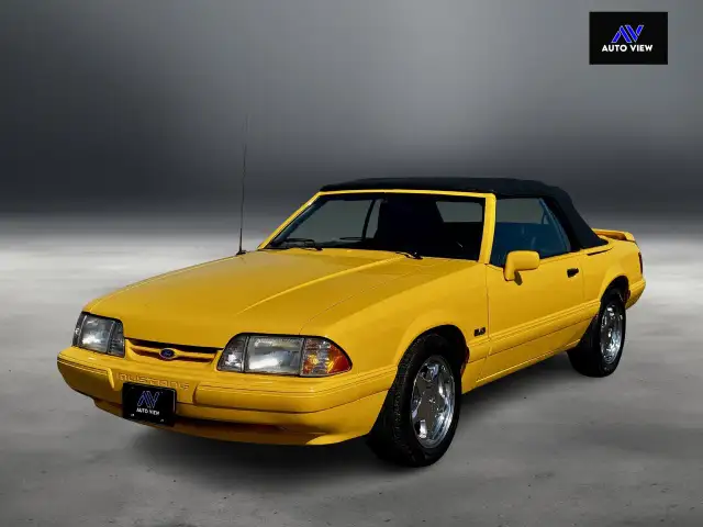 1993 Ford Mustang LX **ALL ORIGINAL FROM FACTORY** in Cars & Trucks in Hamilton - Image 12
