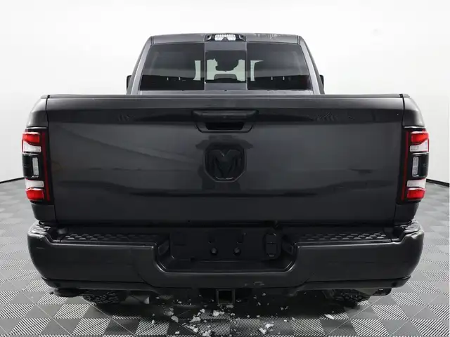 2023 Ram 3500 CREW CAB NIGHT EDITION | POWER SUNROOF | 4X4 in Cars & Trucks in Calgary - Image 8
