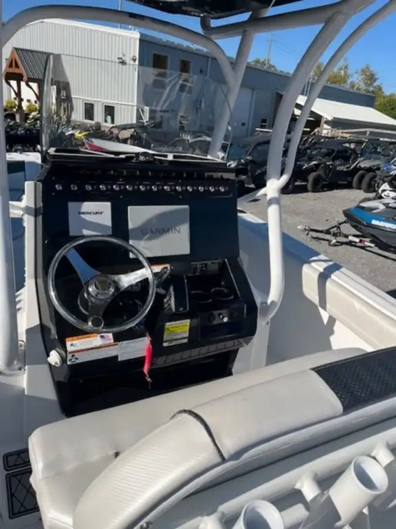 2023 Scarab 222 Fisherman in Powerboats & Motorboats in Trenton - Image 6