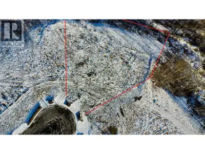 Welcome to Blissful Grove Lot 6, the Village of Telkwa’s newest development. Phase 1 offers a rare o...